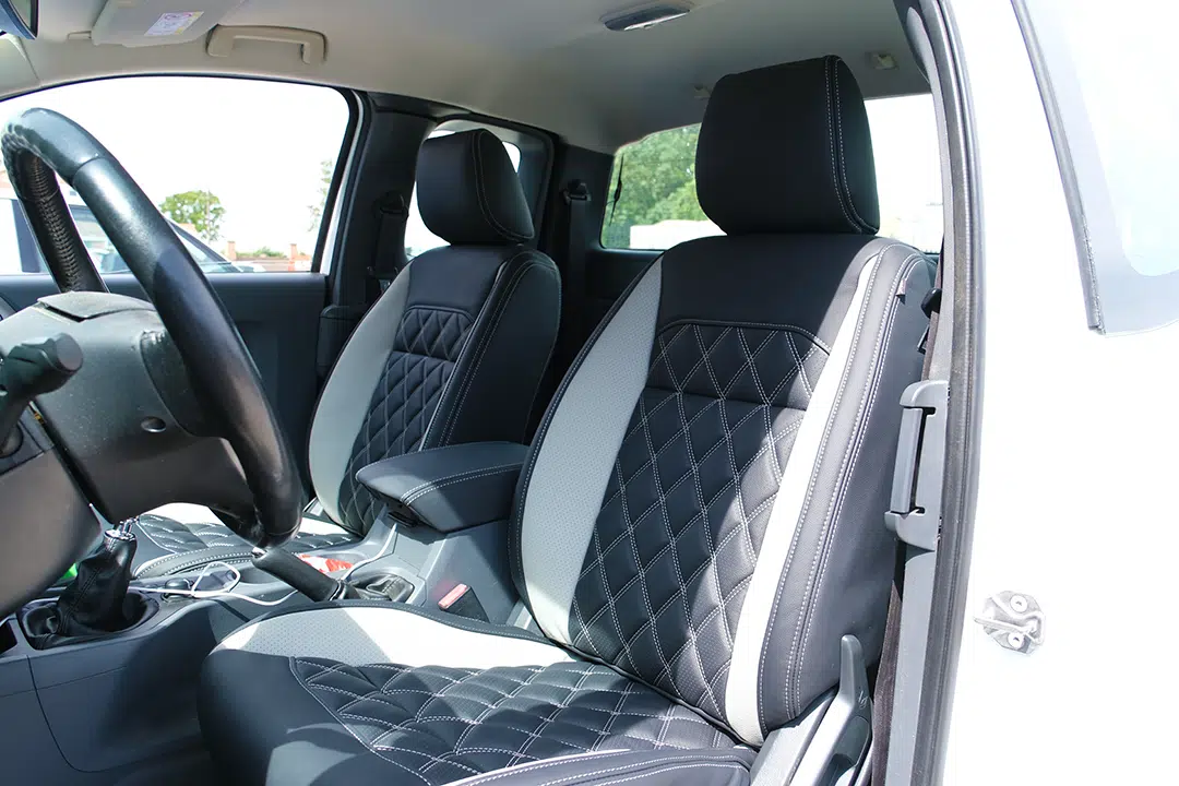Ranger LHD 1+1, 001, QA2P, V603 Grey, No logos, Console 7
